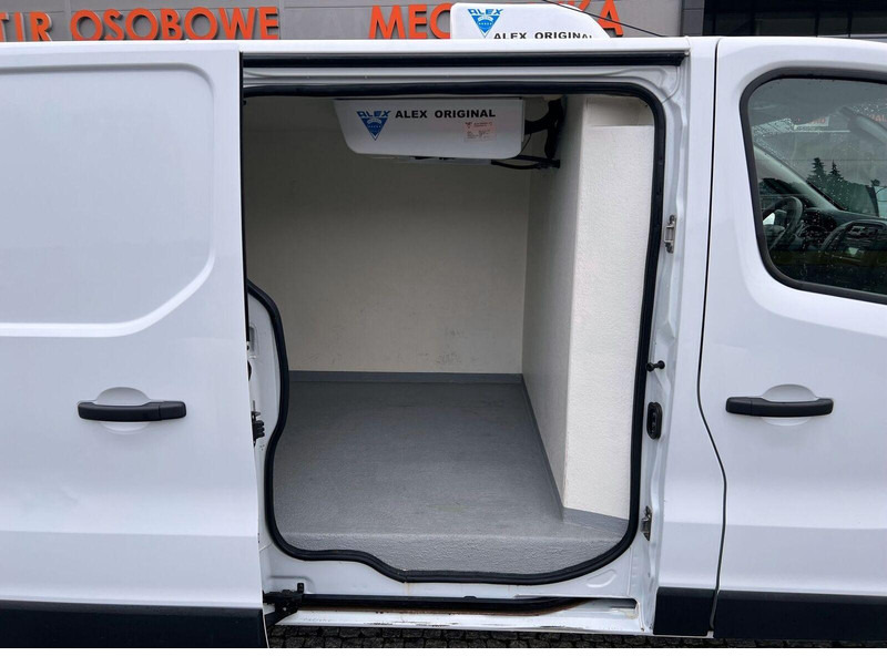Leasing Renault Trafic Furgon Cooler Isoterma, Long, One Owner Renault Trafic Furgon Cooler Isoterma, Long, One Owner: gambar 16 Leasing Renault Trafic Furgon Cooler Isoterma, Long, One Owner Renault Trafic Furgon Cooler Isoterma, Long, One Owner: gambar 16