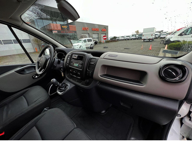 Leasing Renault Trafic Furgon Cooler Isoterma, Long, One Owner Renault Trafic Furgon Cooler Isoterma, Long, One Owner: gambar 15 Leasing Renault Trafic Furgon Cooler Isoterma, Long, One Owner Renault Trafic Furgon Cooler Isoterma, Long, One Owner: gambar 15