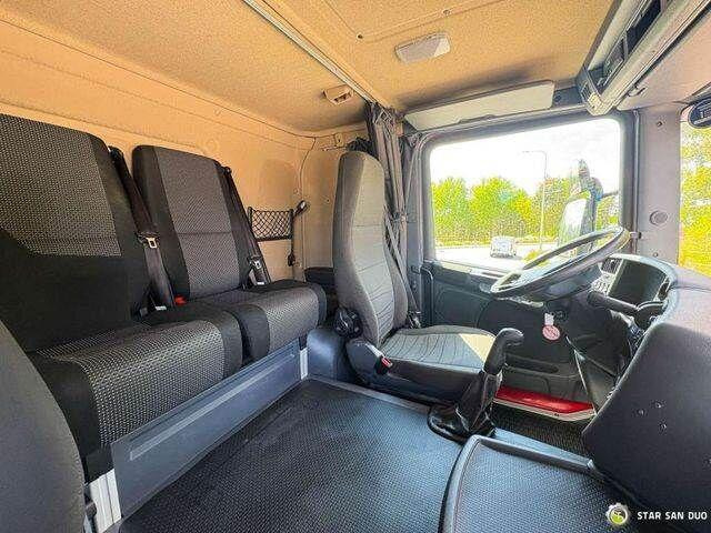 Scania D 320 FIRE BRIGADE Tank 12,000 Litres - Truk pemadam kebakaran: gambar 4 Scania D 320 FIRE BRIGADE Tank 12,000 Litres - Truk pemadam kebakaran: gambar 4