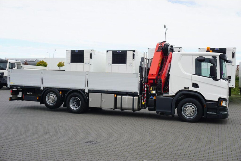 Scania P 410 / 6 X 2 / SKRZYNIOWY + HDS / PALFINGER PK 24 001 / OŚ SKRĘ - Truk flatbed, Truk derek: gambar 4 Scania P 410 / 6 X 2 / SKRZYNIOWY + HDS / PALFINGER PK 24 001 / OŚ SKRĘ - Truk flatbed, Truk derek: gambar 4