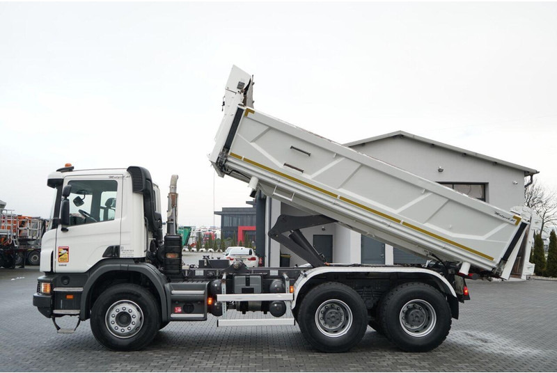 Scania P 410 / 6x4 / WYWROTKA DWU-STRONNA / HYDROBURTA / BOARDMATIC / - Truk jungkit: gambar 3 Scania P 410 / 6x4 / WYWROTKA DWU-STRONNA / HYDROBURTA / BOARDMATIC / - Truk jungkit: gambar 3