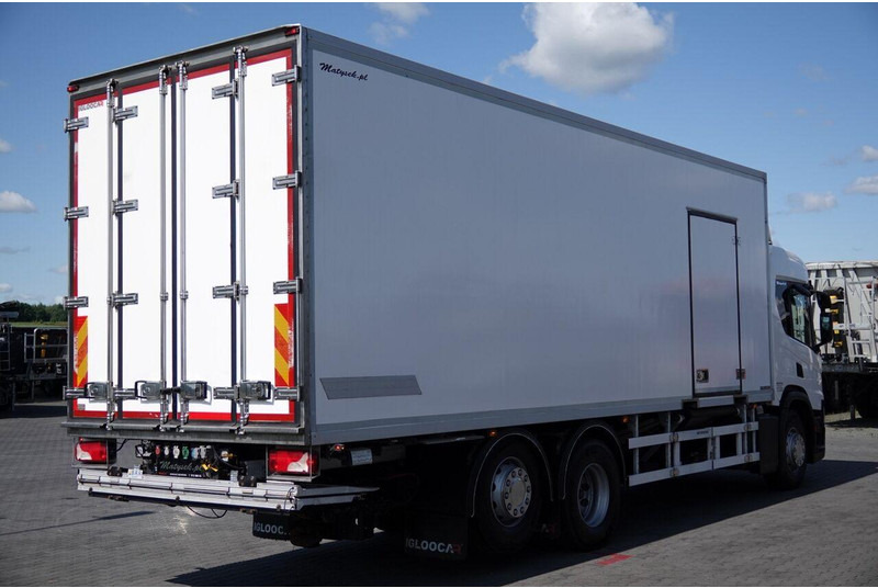 Scania P 410 / CHŁODNIA / SLÓWKA / Agregat THERMO KING - FRIGO BLOCK / - Truk berpendingin: gambar 3 Scania P 410 / CHŁODNIA / SLÓWKA / Agregat THERMO KING - FRIGO BLOCK / - Truk berpendingin: gambar 3