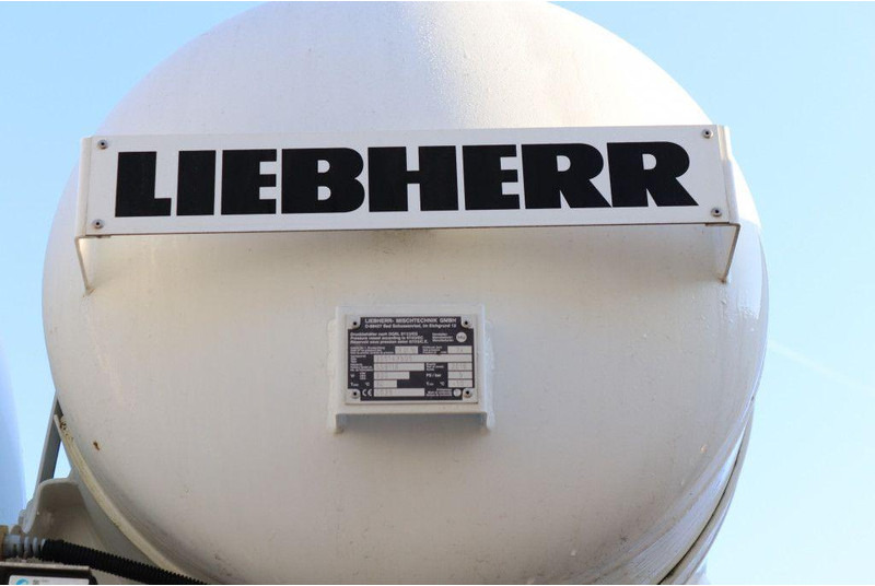 Scania P410 EURO6 Liebherr 9m3 TÜV Neu - Truk pengaduk beton: gambar 5 Scania P410 EURO6 Liebherr 9m3 TÜV Neu - Truk pengaduk beton: gambar 5
