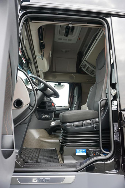 Tractor head DAF 106 / 480 / EURO 6 / ACC / MEGA / I – COOL / LOW DECK / SUPER SP: gambar 7 Tractor head DAF 106 / 480 / EURO 6 / ACC / MEGA / I – COOL / LOW DECK / SUPER SP: gambar 7