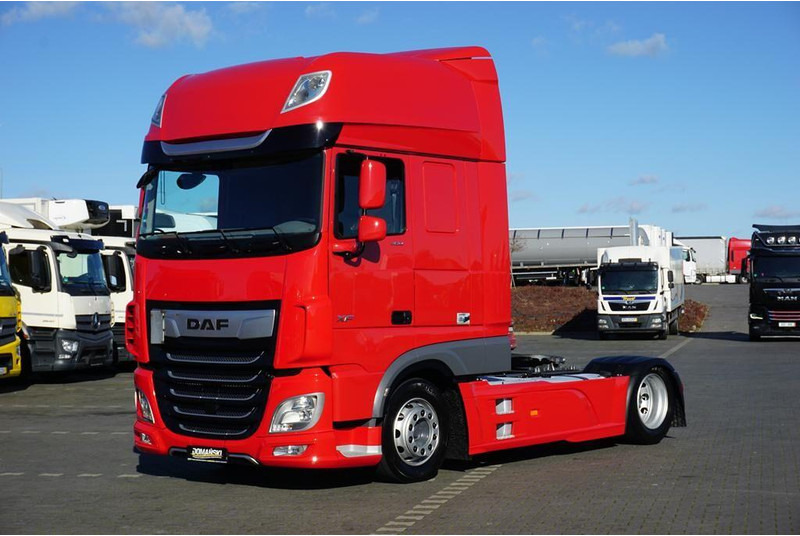 DAF 106 / 480 / EURO 6 / ACC / MEGA / LOW DECK / SUPER SPACE CAB - Tractor head: gambar 1 DAF 106 / 480 / EURO 6 / ACC / MEGA / LOW DECK / SUPER SPACE CAB - Tractor head: gambar 1