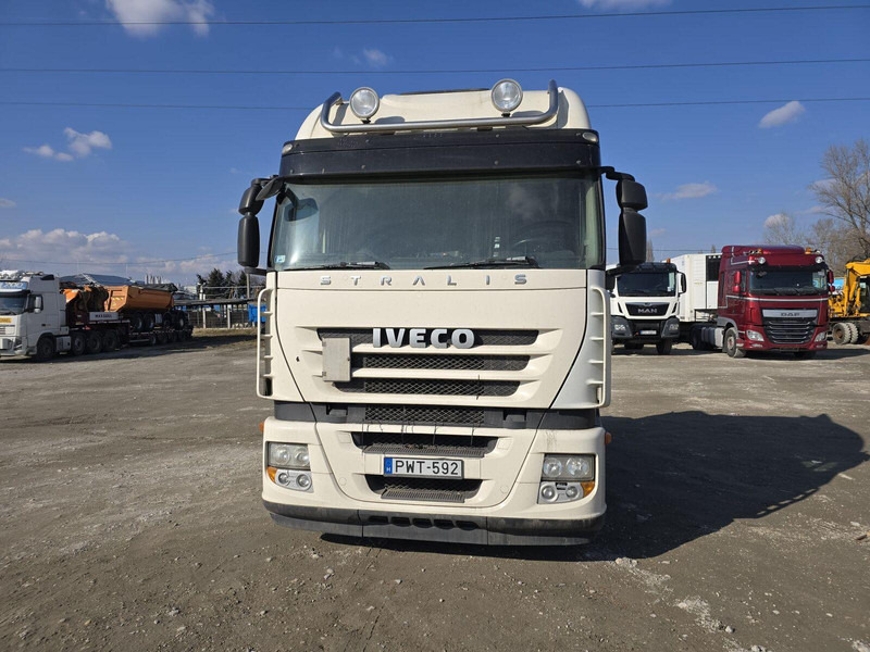 Iveco Stralis 450 - Tractor - Tractor head: gambar 2 Iveco Stralis 450 - Tractor - Tractor head: gambar 2