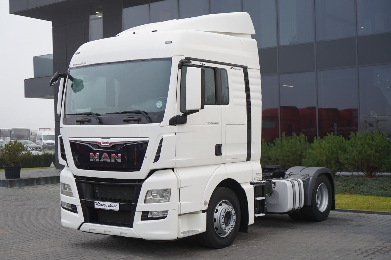 MAN TGX 18. 440 - Tractor head: gambar 2 MAN TGX 18. 440 - Tractor head: gambar 2