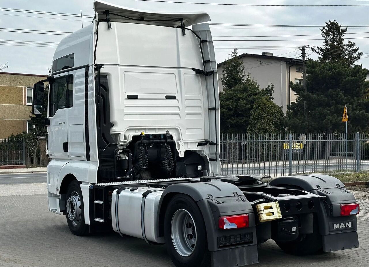 MAN TGX 18.470 XXL / Euro 6 / Standard / Automatic - Tractor head: gambar 3 MAN TGX 18.470 XXL / Euro 6 / Standard / Automatic - Tractor head: gambar 3