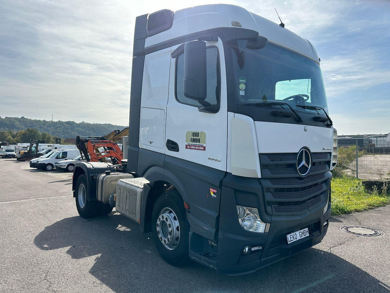 Mercedes-Benz Actros 1845 - Tractor head: gambar 1 Mercedes-Benz Actros 1845 - Tractor head: gambar 1
