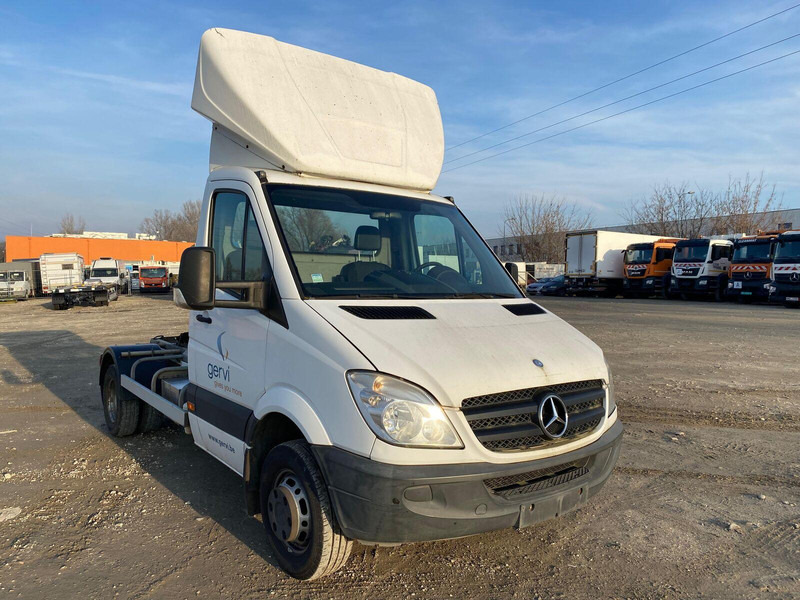 Mercedes-Benz Sprinter 515 - BE Mini Trekker - SZM - 3.5t - Tractor head: gambar 2 Mercedes-Benz Sprinter 515 - BE Mini Trekker - SZM - 3.5t - Tractor head: gambar 2