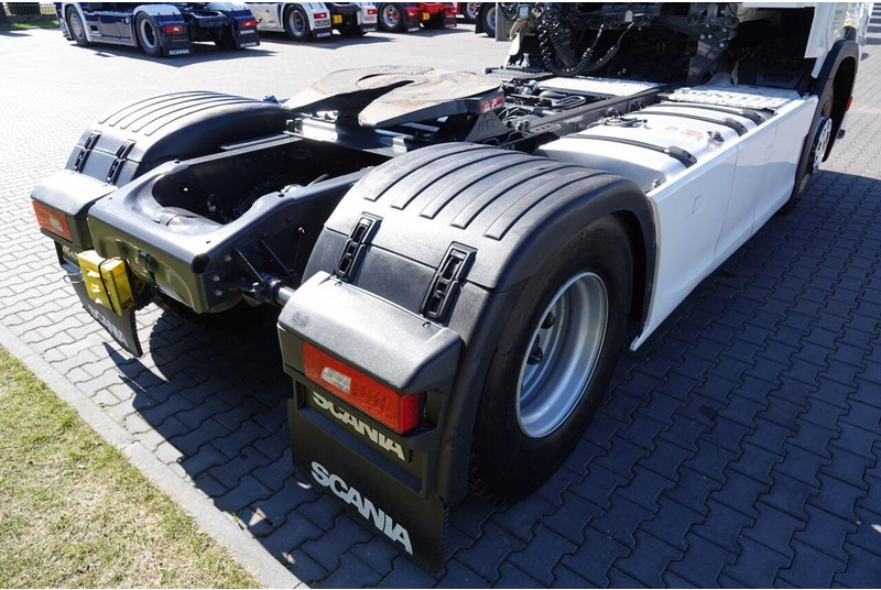 Leasing Scania R 450 / RETARDER / NISKA KABINA / HYDRAULIKA / FULL AIRMAIC / Scania R 450 / RETARDER / NISKA KABINA / HYDRAULIKA / FULL AIRMAIC /: gambar 15 Leasing Scania R 450 / RETARDER / NISKA KABINA / HYDRAULIKA / FULL AIRMAIC / Scania R 450 / RETARDER / NISKA KABINA / HYDRAULIKA / FULL AIRMAIC /: gambar 15