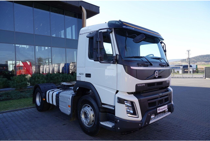 Volvo FMX 420 / 13 LITROWY / NISKA KABINA / SPROWADZONY / EURO 6 - Tractor head: gambar 3 Volvo FMX 420 / 13 LITROWY / NISKA KABINA / SPROWADZONY / EURO 6 - Tractor head: gambar 3