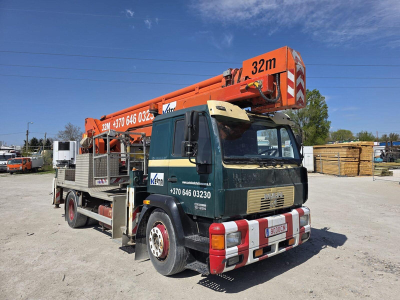 MAN 18.264 Multitel ALU 32m - Truk, Truk derek: gambar 2 MAN 18.264 Multitel ALU 32m - Truk, Truk derek: gambar 2