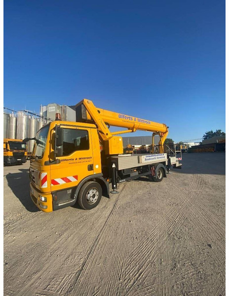 MAN Lifting basket - Ruthmann T330 33 m - Truk, Truk derek: gambar 4 MAN Lifting basket - Ruthmann T330 33 m - Truk, Truk derek: gambar 4