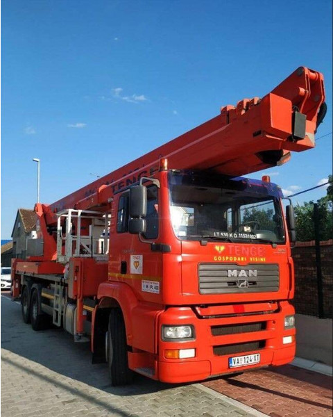 MAN TGA 26.350 6x4 Emelőkosaras 53m - Truk, Truk derek: gambar 1 MAN TGA 26.350 6x4 Emelőkosaras 53m - Truk, Truk derek: gambar 1