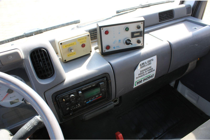 Truk, Truk derek Nissan Cabstar E 120 Sequani Z20 - 20 meter: gambar 17