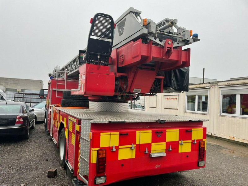 Scania P94-300 Emelőkosaras 33m - Truk, Truk derek: gambar 4 Scania P94-300 Emelőkosaras 33m - Truk, Truk derek: gambar 4