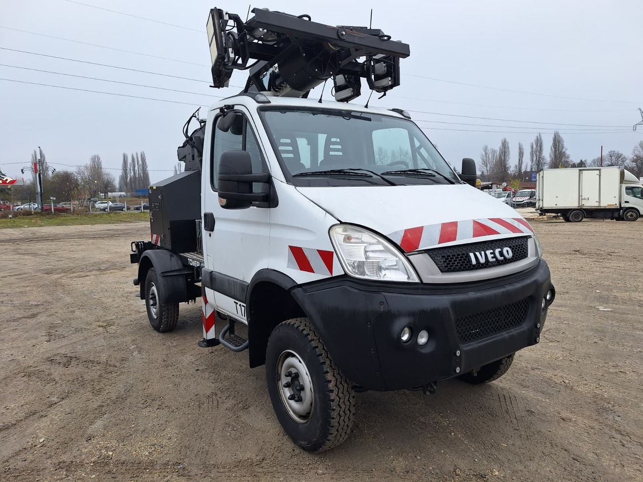 IVECO Daily 55 S 17 4x4 - Towerlight - Van pengiriman, Kendaraan Kota/ Khusus: gambar 1 IVECO Daily 55 S 17 4x4 - Towerlight - Van pengiriman, Kendaraan Kota/ Khusus: gambar 1