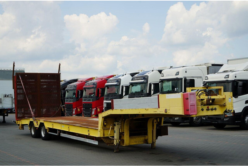 Verem NACZEPA LAWETA / NISKOPODWOZIOWA / 13.M / NAJAZDY HYDRAULICZNE - Semi-trailer low bed: gambar 1 Verem NACZEPA LAWETA / NISKOPODWOZIOWA / 13.M / NAJAZDY HYDRAULICZNE - Semi-trailer low bed: gambar 1