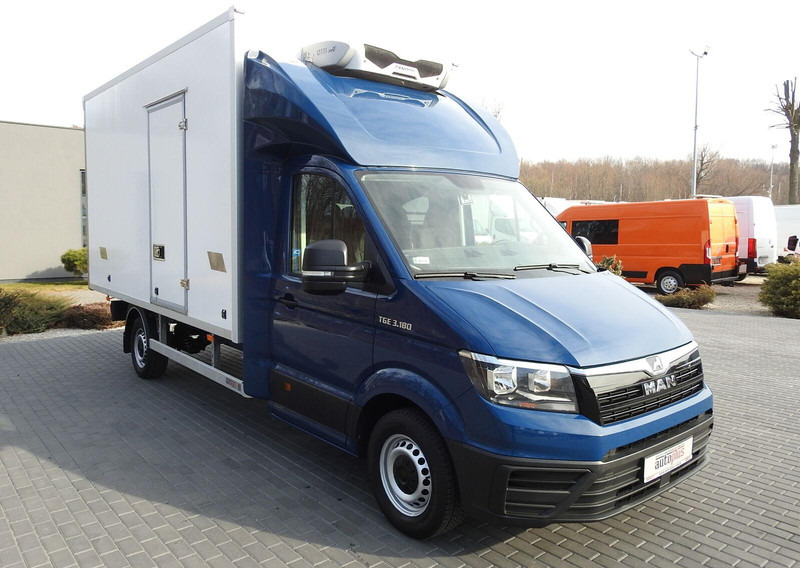 Volkswagen Crafter REGRIGERATOR BOX -5*C 8 PALLETS HEATING FUNCTION - Van berpendingin: gambar 4 Volkswagen Crafter REGRIGERATOR BOX -5*C 8 PALLETS HEATING FUNCTION - Van berpendingin: gambar 4
