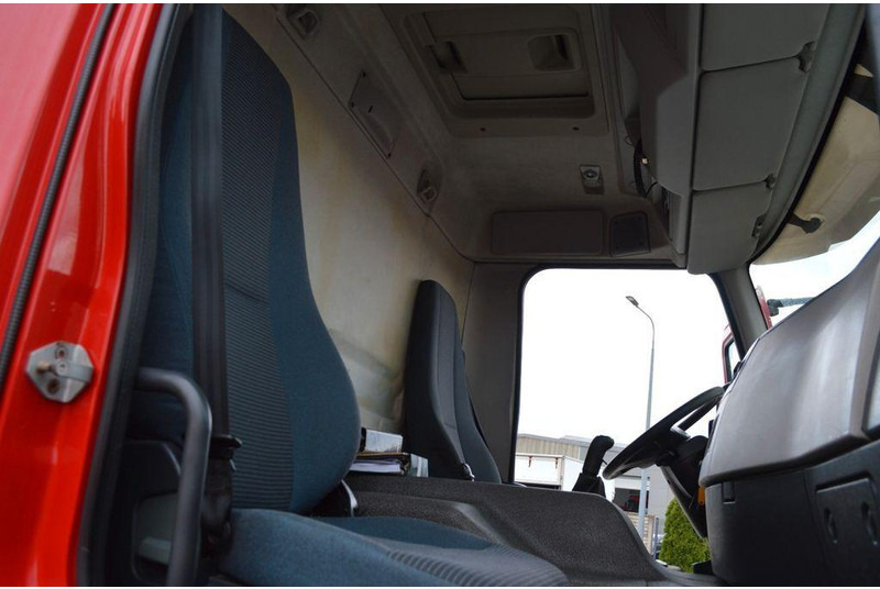 Volvo FE 18.280 - Truk flatbed, Truk derek: gambar 5 Volvo FE 18.280 - Truk flatbed, Truk derek: gambar 5