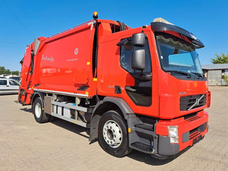 Volvo FE300 - Truk sampah: gambar 1 Volvo FE300 - Truk sampah: gambar 1