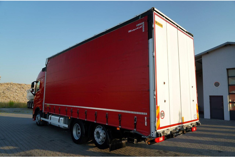 Volvo FH 460 / FIRANKA / 6x2 / PODNOSZONY DACH / I-PARK COOL / OŚ PODN - Truk dengan terpal samping: gambar 5 Volvo FH 460 / FIRANKA / 6x2 / PODNOSZONY DACH / I-PARK COOL / OŚ PODN - Truk dengan terpal samping: gambar 5