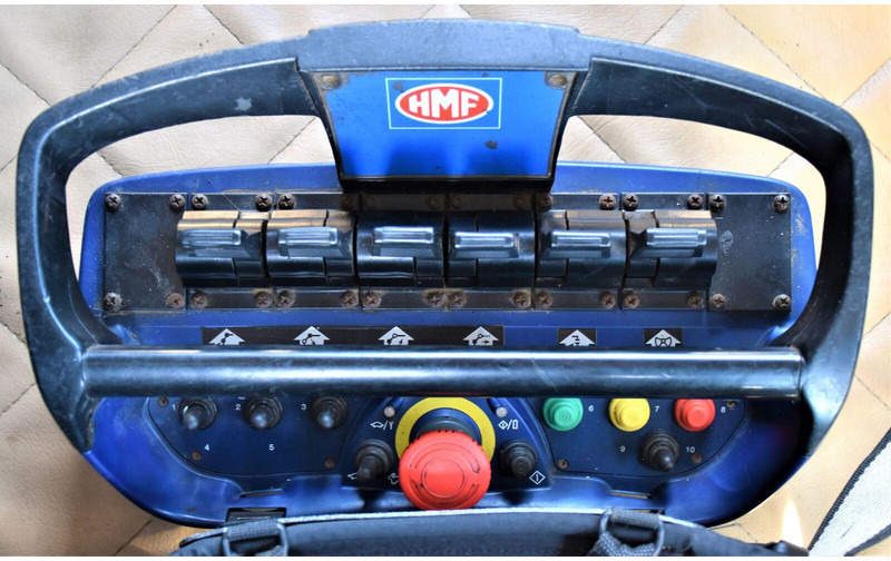 Truk jungkit, Truk derek Volvo FH 480 Kipper 6,20m + HMF 1823 K3 + FUNK: gambar 13