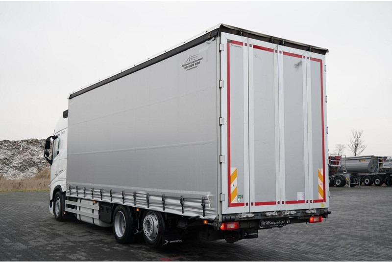 Volvo FH 500 - Truk dengan terpal samping: gambar 4 Volvo FH 500 - Truk dengan terpal samping: gambar 4