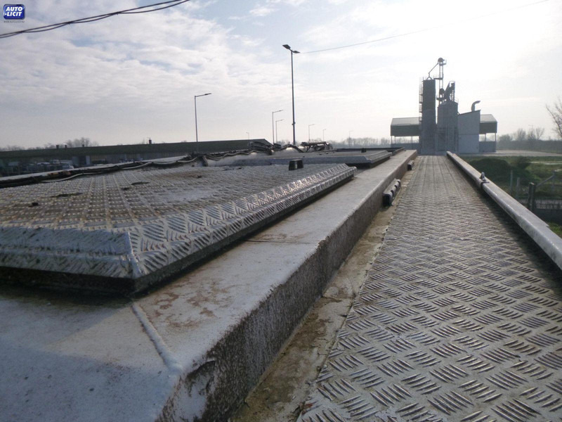 Volvo FM 12.380. - Truk tangki: gambar 4 Volvo FM 12.380. - Truk tangki: gambar 4