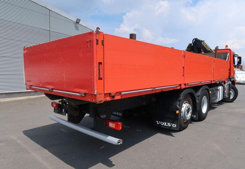 Volvo FM 330 6x2 - Truk flatbed, Truk derek: gambar 5 Volvo FM 330 6x2 - Truk flatbed, Truk derek: gambar 5