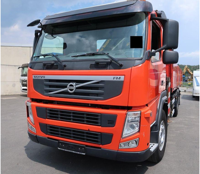 Volvo FM 330 6x2 - Truk flatbed, Truk derek: gambar 3 Volvo FM 330 6x2 - Truk flatbed, Truk derek: gambar 3