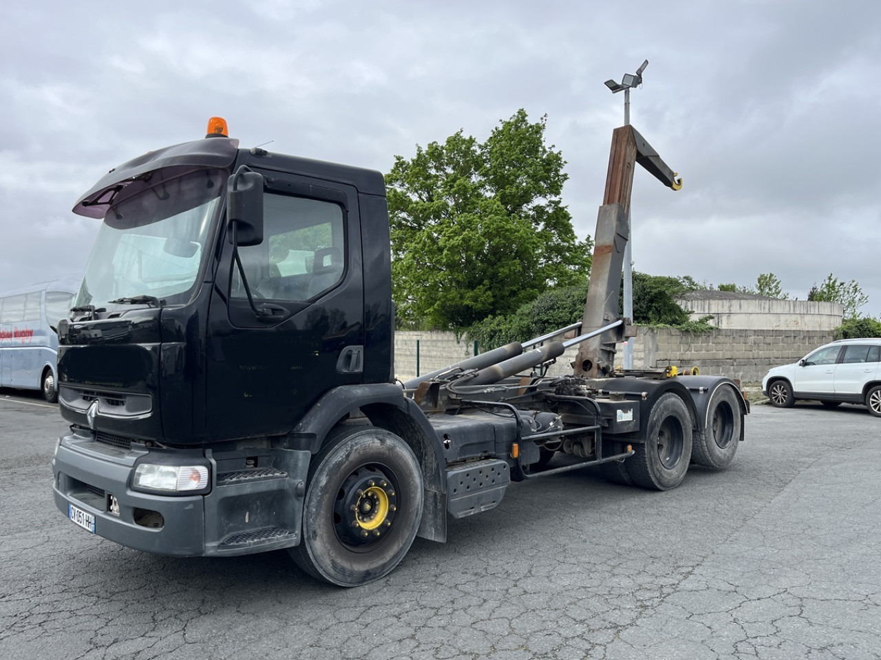 RENAULT PREMIUM 370 6X2 - Hook lift: gambar 1 RENAULT PREMIUM 370 6X2 - Hook lift: gambar 1