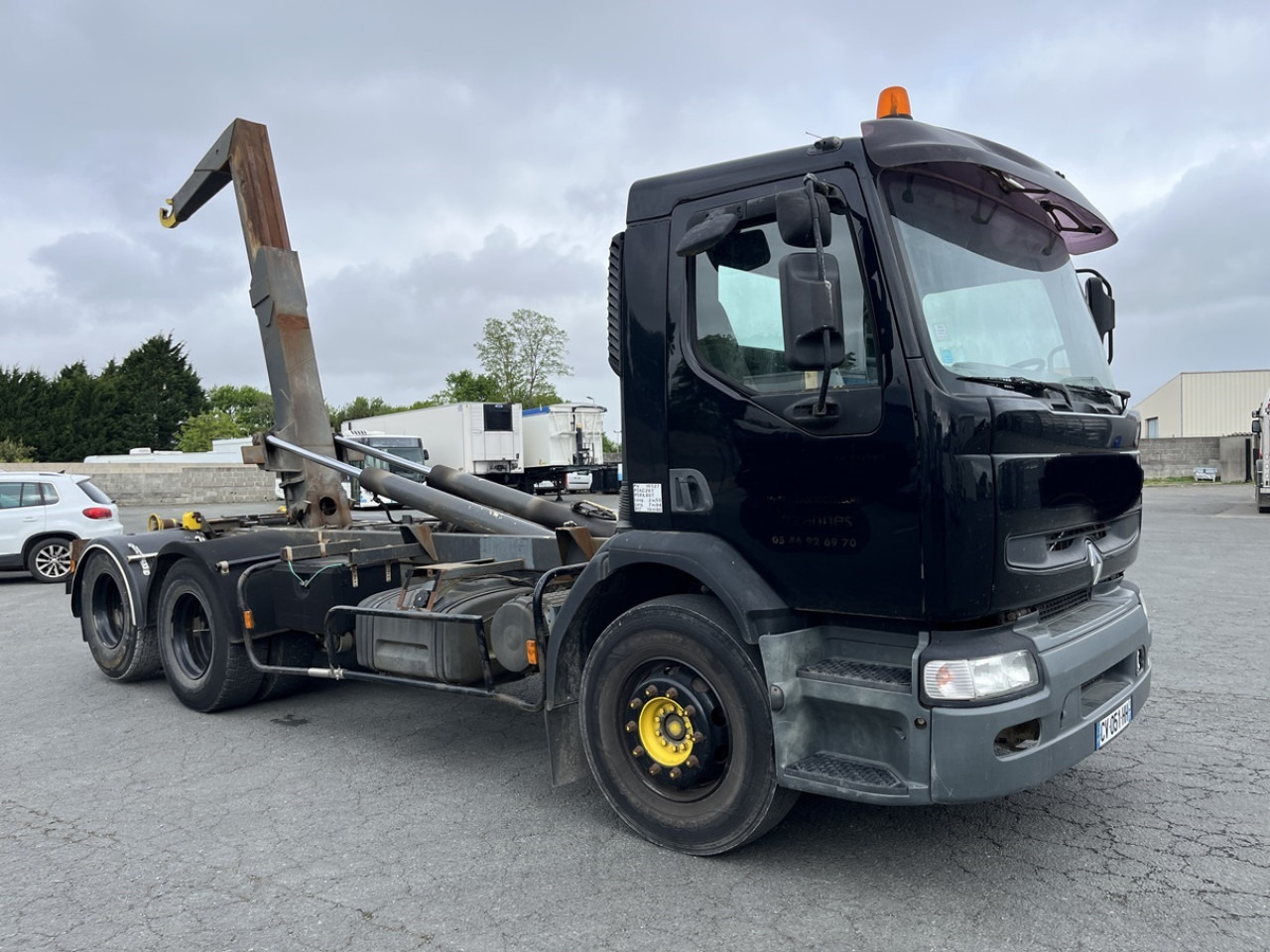 RENAULT PREMIUM 370 6X2 - Hook lift: gambar 2 RENAULT PREMIUM 370 6X2 - Hook lift: gambar 2