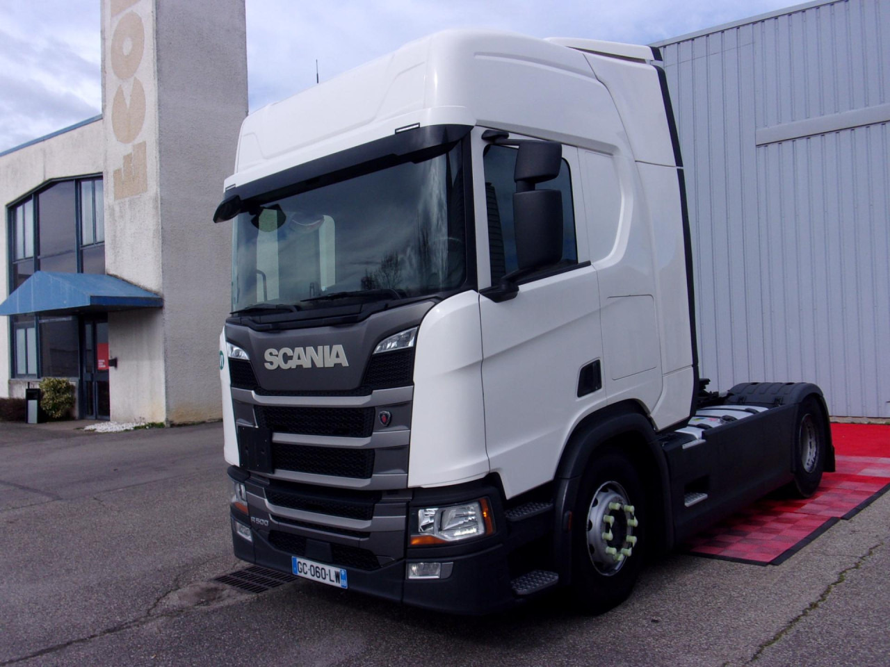 SCANIA R 500 A4x2NA - Tractor head: gambar 1 SCANIA R 500 A4x2NA - Tractor head: gambar 1