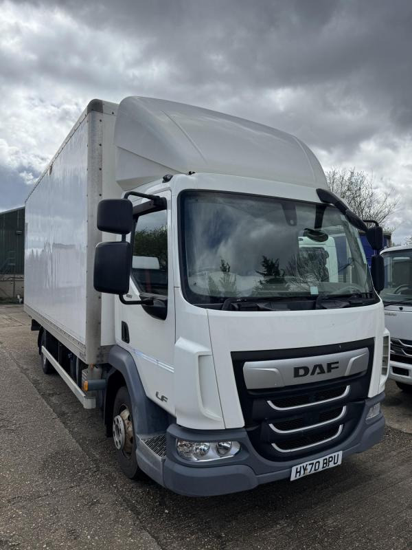 DAF LF LF 180 7.5Ton Boxvan with Tail-Lift - Truk box: gambar 2 DAF LF LF 180 7.5Ton Boxvan with Tail-Lift - Truk box: gambar 2