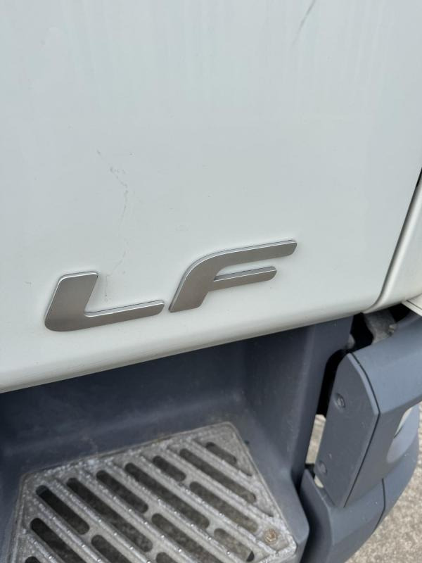 DAF LF LF 180 7.5Ton Boxvan with Tail-Lift - Truk box: gambar 4 DAF LF LF 180 7.5Ton Boxvan with Tail-Lift - Truk box: gambar 4