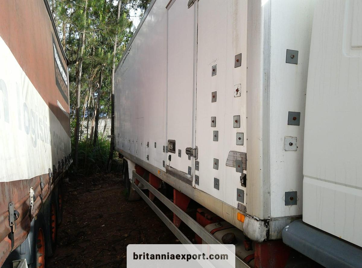 IVECO Eurotech 190E27 | Euro 2 | 19 Ton | Choice of 3 | - Truk berpendingin: gambar 5 IVECO Eurotech 190E27 | Euro 2 | 19 Ton | Choice of 3 | - Truk berpendingin: gambar 5