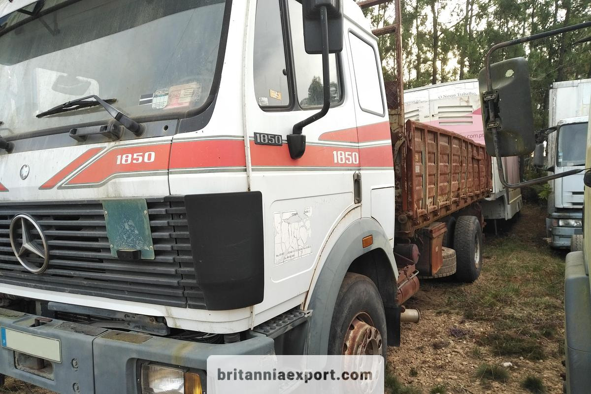 MERCEDES-BENZ SK 1850 V8 | Twin Turbo | EPS 3 Pedals | 18 Ton | - Truk jungkit: gambar 5 MERCEDES-BENZ SK 1850 V8 | Twin Turbo | EPS 3 Pedals | 18 Ton | - Truk jungkit: gambar 5