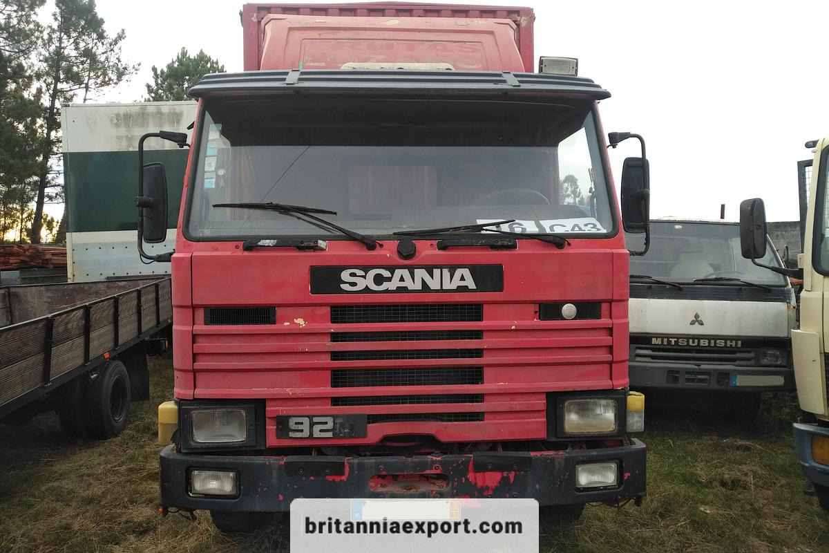 SCANIA P 92H | 6x2 10 tyres | On springs | 26 ton - Truk dengan terpal samping: gambar 3 SCANIA P 92H | 6x2 10 tyres | On springs | 26 ton - Truk dengan terpal samping: gambar 3