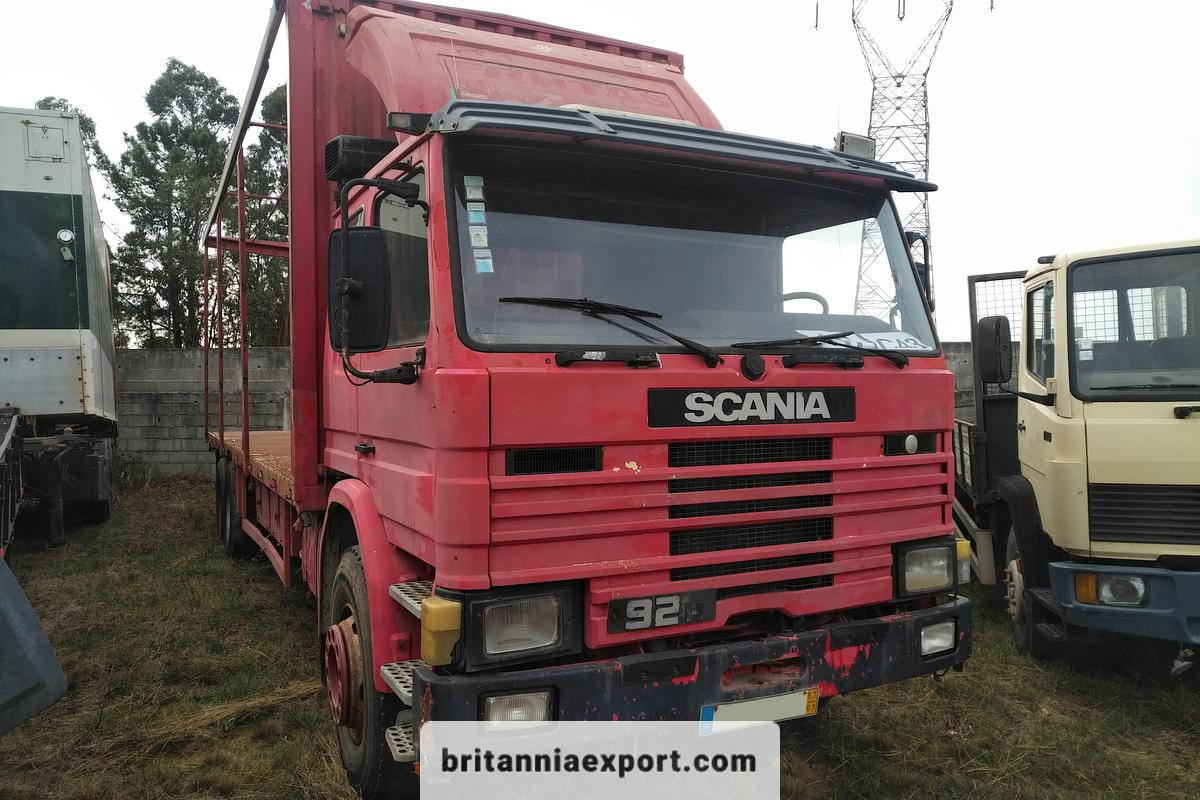 SCANIA P 92H | 6x2 10 tyres | On springs | 26 ton - Truk dengan terpal samping: gambar 2 SCANIA P 92H | 6x2 10 tyres | On springs | 26 ton - Truk dengan terpal samping: gambar 2