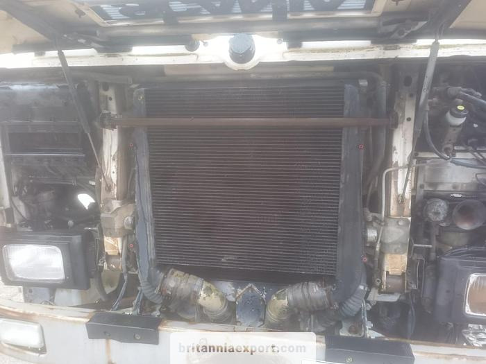 SCANIA P93H 280 6x2 10 Tyres Flatbed Truck – 26 Ton | On springs - Truk flatbed: gambar 2 SCANIA P93H 280 6x2 10 Tyres Flatbed Truck – 26 Ton | On springs - Truk flatbed: gambar 2