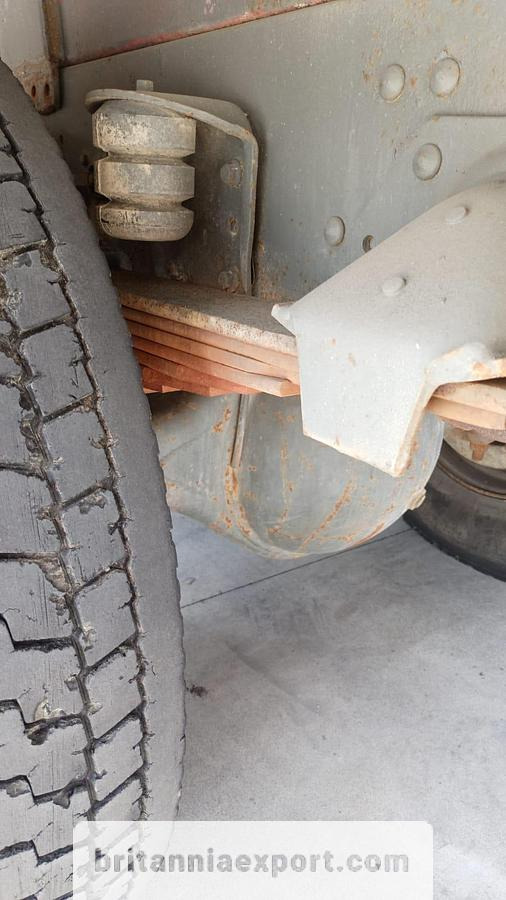 VOLVO FL10 320 | Intercooler | 6X2 8 tyres | 26 ton - Truk jungkit: gambar 4 VOLVO FL10 320 | Intercooler | 6X2 8 tyres | 26 ton - Truk jungkit: gambar 4