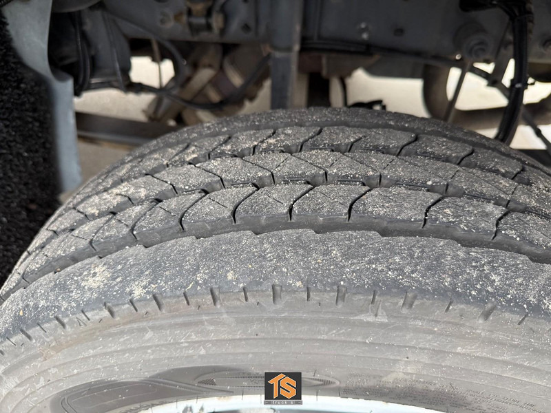 DAF FA LF45G08 MANUAL - EURO 5 - WERKSTATT/WERKPLAATS/SERVICE WAGEN - APK/TUV 07/2026 - NL TRUCK - TOP! - Truk box: gambar 4 DAF FA LF45G08 MANUAL - EURO 5 - WERKSTATT/WERKPLAATS/SERVICE WAGEN - APK/TUV 07/2026 - NL TRUCK - TOP! - Truk box: gambar 4