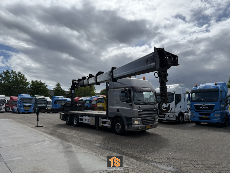 DAF FAN CF85 .460 - AUTOMATIC - EURO 5 - KRAN/CRANE HIAB 377 - Truk flatbed, Truk derek: gambar 1 DAF FAN CF85 .460 - AUTOMATIC - EURO 5 - KRAN/CRANE HIAB 377 - Truk flatbed, Truk derek: gambar 1