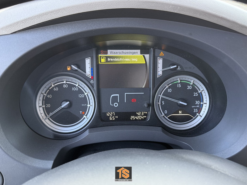 DAF LF 220 FA 12 TON - AUTOMATIC - EURO 6 - APK 05/2025 - NL TOP! - Truk box: gambar 5 DAF LF 220 FA 12 TON - AUTOMATIC - EURO 6 - APK 05/2025 - NL TOP! - Truk box: gambar 5