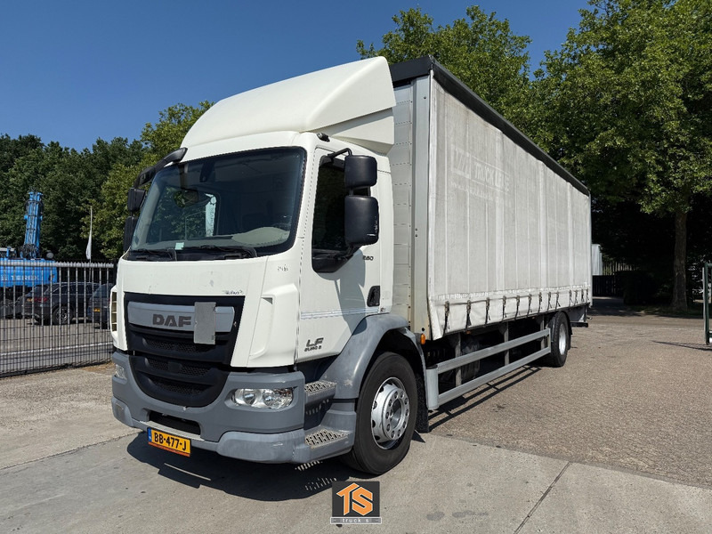 DAF LF 280 FA 19 TON - SCHUIFZEILEN/CURTAIN/GARDINEN - APK 06/2026! - NL TRUCK - TOP! - Truk dengan terpal samping: gambar 1 DAF LF 280 FA 19 TON - SCHUIFZEILEN/CURTAIN/GARDINEN - APK 06/2026! - NL TRUCK - TOP! - Truk dengan terpal samping: gambar 1