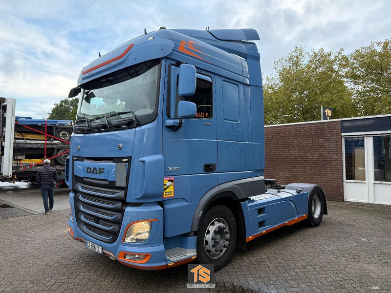 DAF FT XF 480 SC AUTOMATIC - 4X AVAILABLE! - MX BRAKE - EURO 6 - TOP! - Tractor head: gambar 1 DAF FT XF 480 SC AUTOMATIC - 4X AVAILABLE! - MX BRAKE - EURO 6 - TOP! - Tractor head: gambar 1