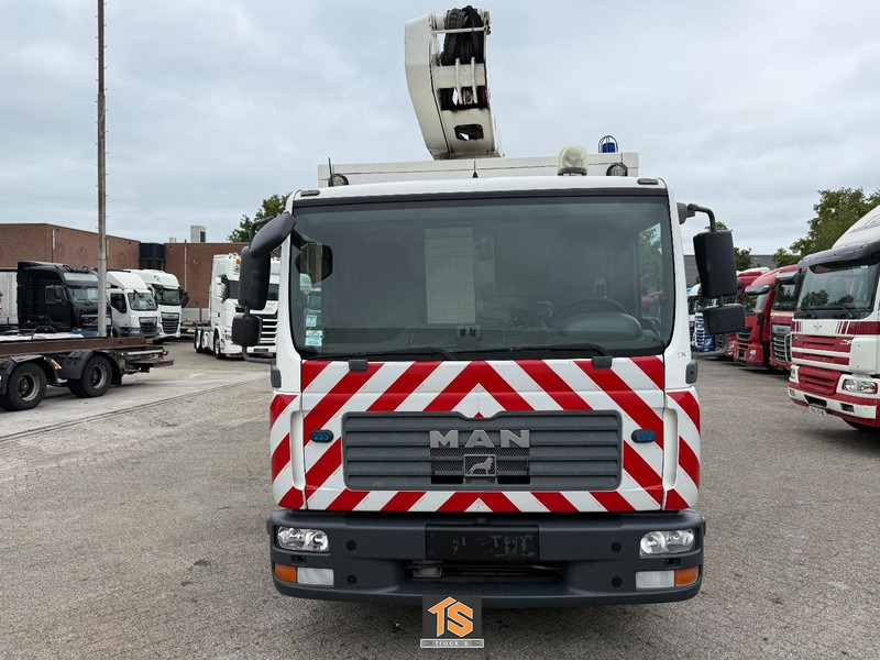 MAN TGL 12.210 EURO 5 - MANUAL - VERSALIFT VST-237-NF HEIGHT 14 M - BELGIUM TRUCK - TOP! - Truk, Truk derek: gambar 5 MAN TGL 12.210 EURO 5 - MANUAL - VERSALIFT VST-237-NF HEIGHT 14 M - BELGIUM TRUCK - TOP! - Truk, Truk derek: gambar 5