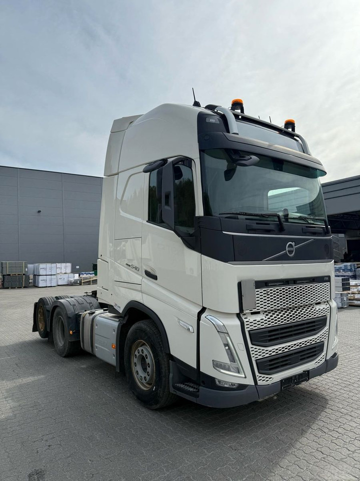 Volvo FH540 6x2 / Double boogie - Tractor head: gambar 1 Volvo FH540 6x2 / Double boogie - Tractor head: gambar 1